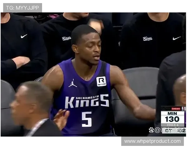 福克斯表现出色20投10中砍下全场最高26分助球队赢得胜利