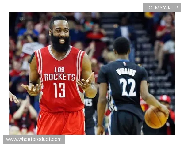 里德第二节火力全开21投11中三分命中率五成砍下28分助力全队表现出色 里德第二节火力全开21投11中三分命中率五成砍下28分助力全队表现出色